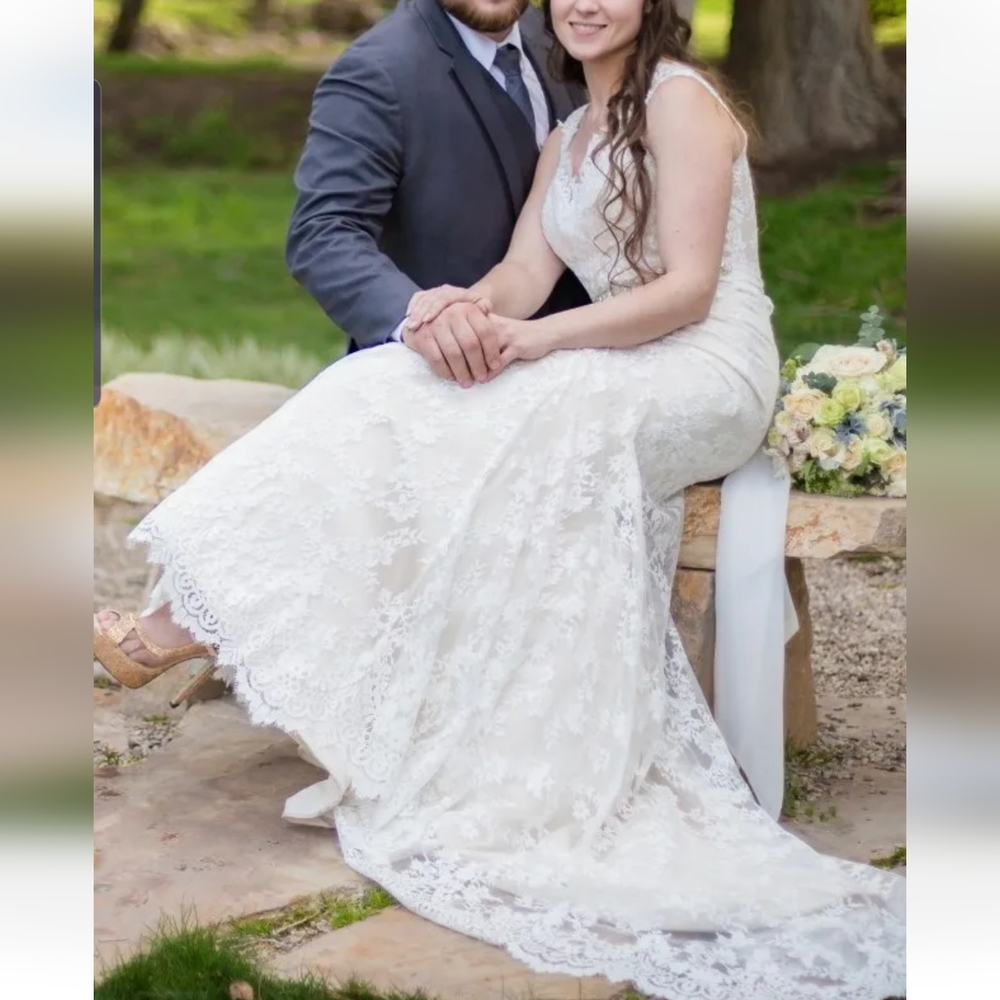 Symphony of Venus Mermaid Lace see through back Wedding Dress sz 10